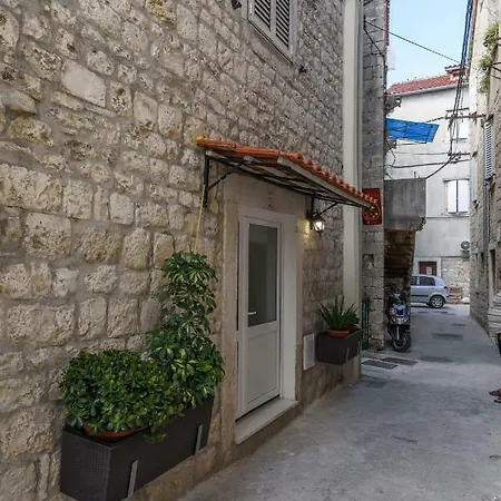 Lorena Apartment